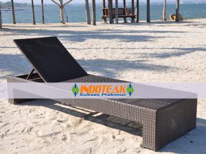 Wicker Lounger Furniture