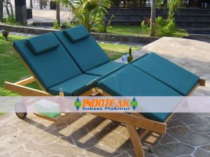 Double Lounges Include Cushion Green Color