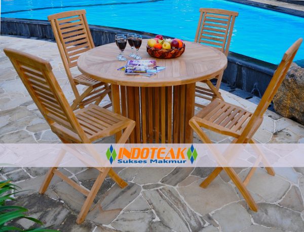 Outdoor Dinning Table  Fixed Round Table And 4 Carina Chair