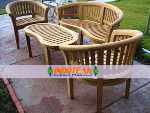 Teak Banana Round Bench